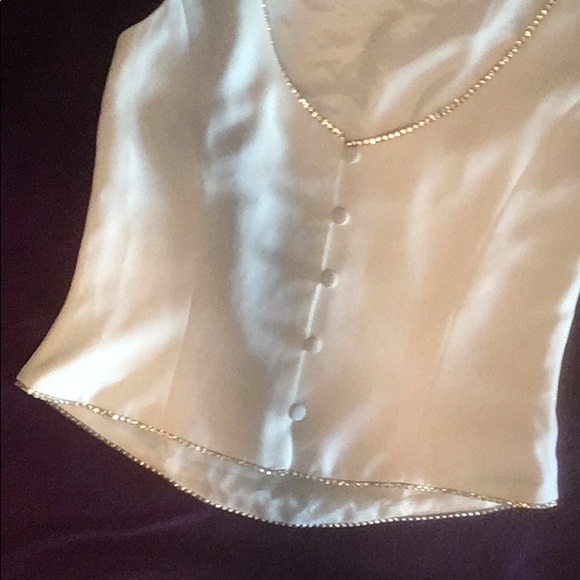 Top - Picture 3 of 3